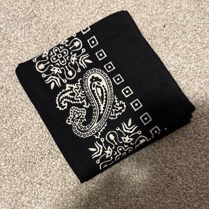 Black bandana